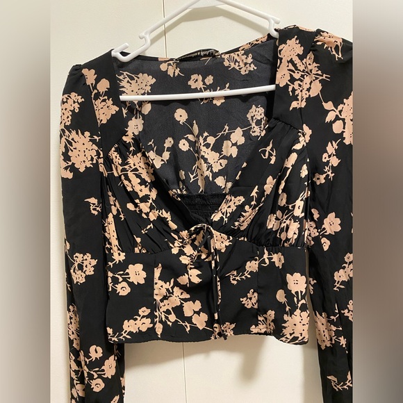 Abercrombie and Fitch Long Sleeve Blouse (S: XS) - Picture 5 of 5